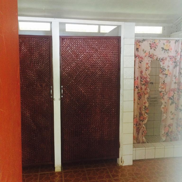 Отель Vacations Beach Fale Manase Номер фото