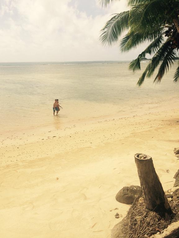 Отель Vacations Beach Fale Manase Номер фото